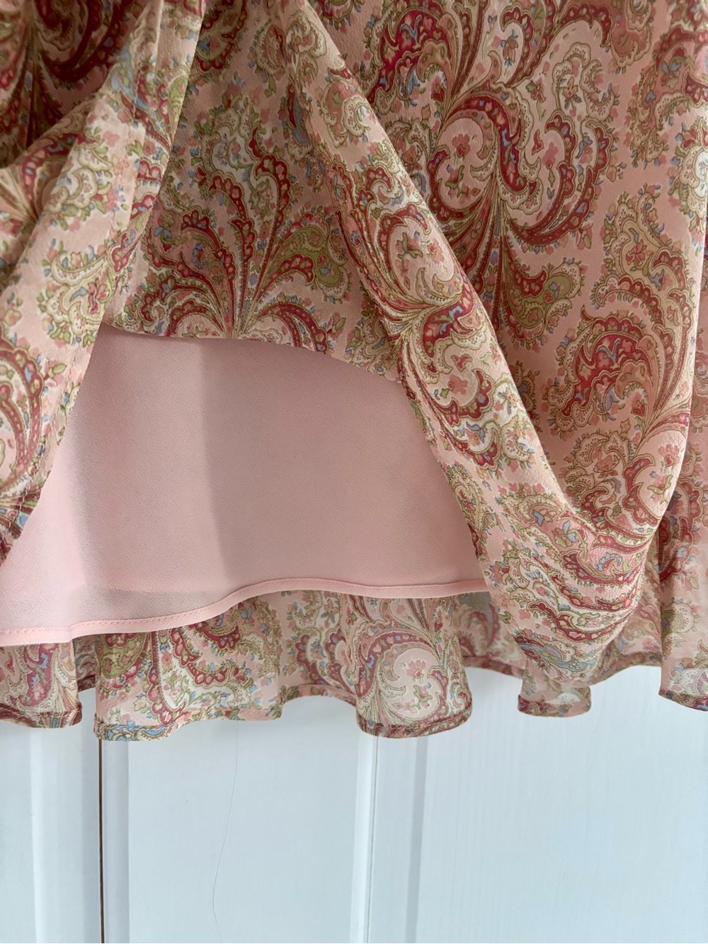 Vintage Ann Taylor Silk Pink Paisley Evening Dress Like New - Picture 3 of 5